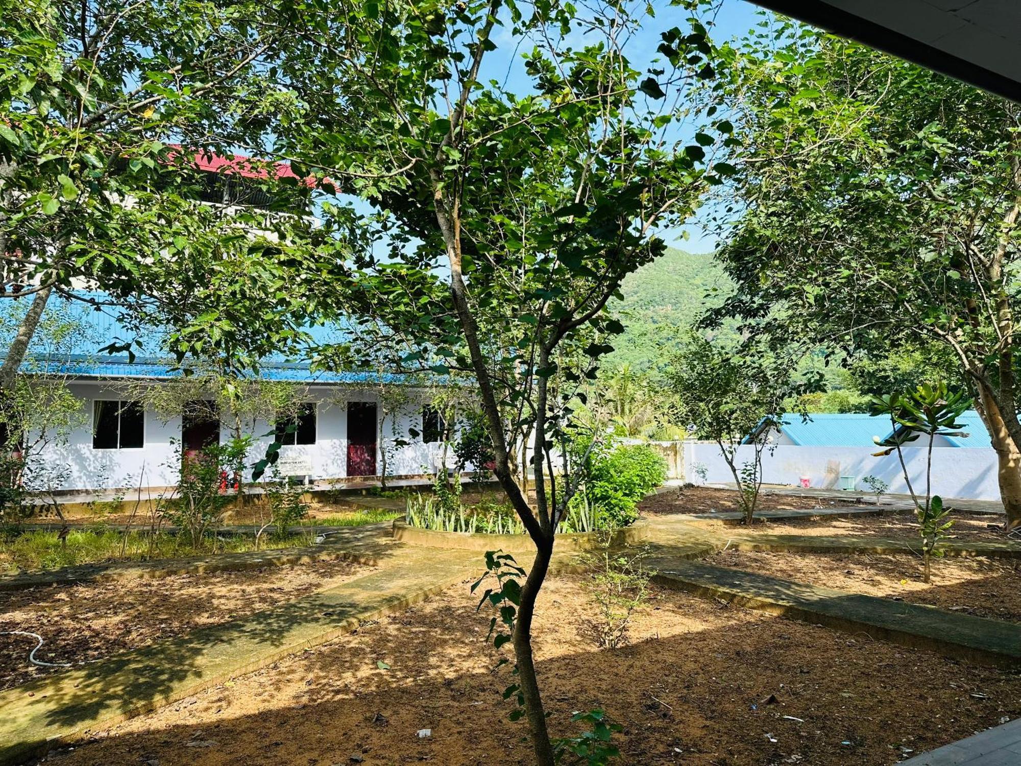 Bungalow Hotel Chi Khu Co Ong Екстер'єр фото