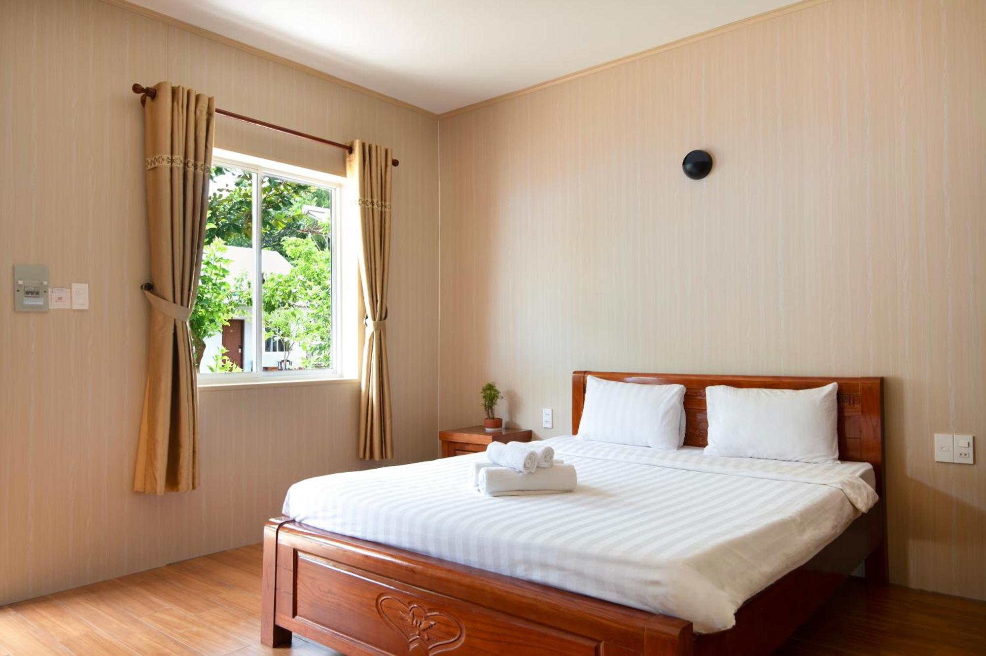 Bungalow Hotel Chi Khu Co Ong Екстер'єр фото