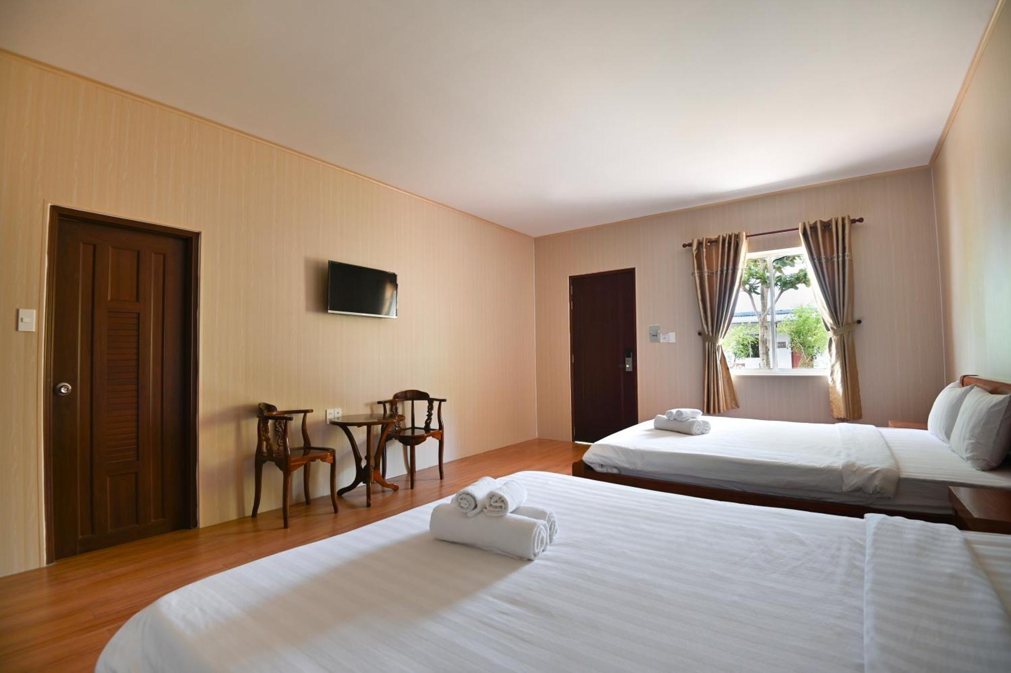 Bungalow Hotel Chi Khu Co Ong Екстер'єр фото