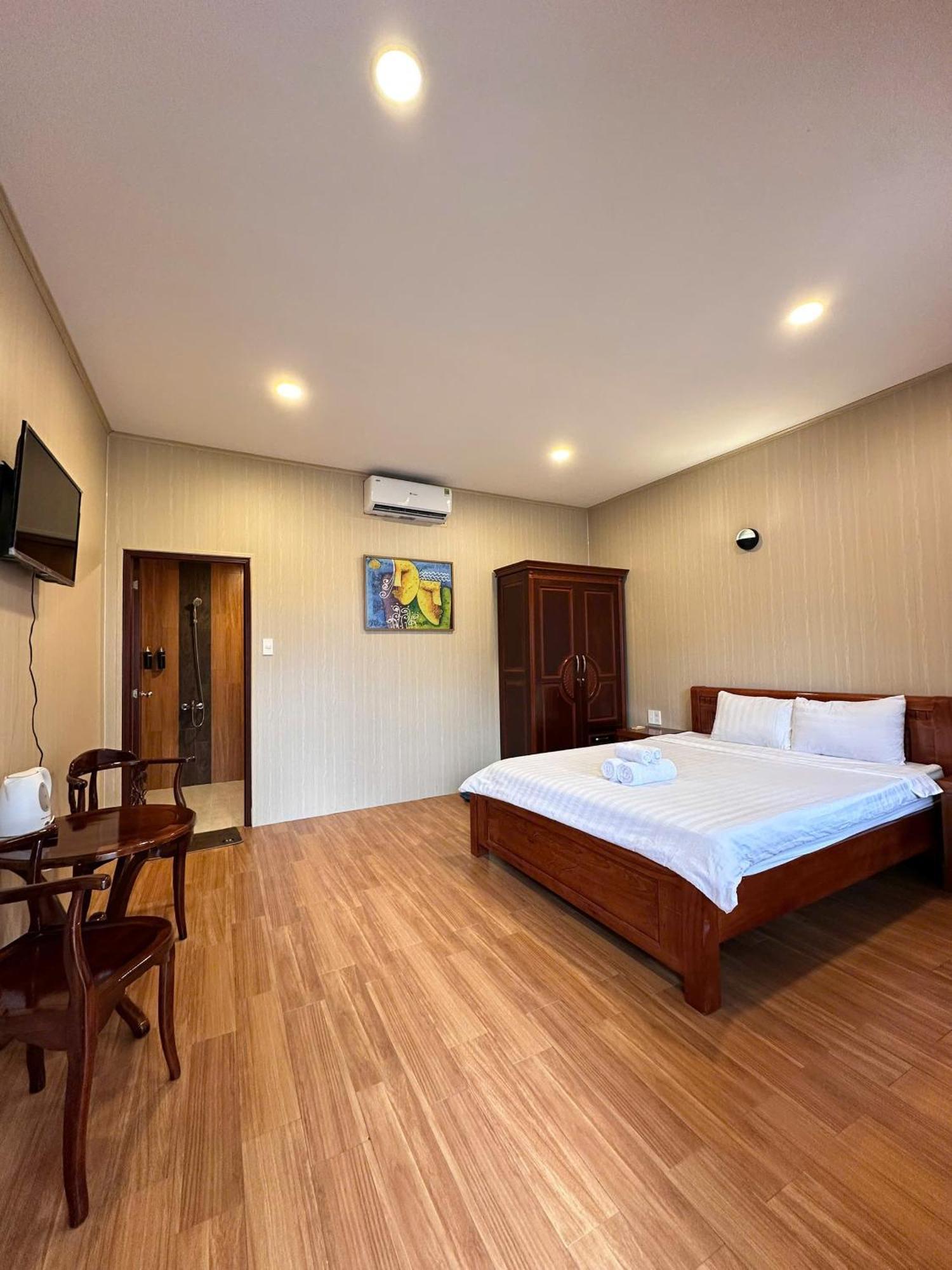 Bungalow Hotel Chi Khu Co Ong Екстер'єр фото