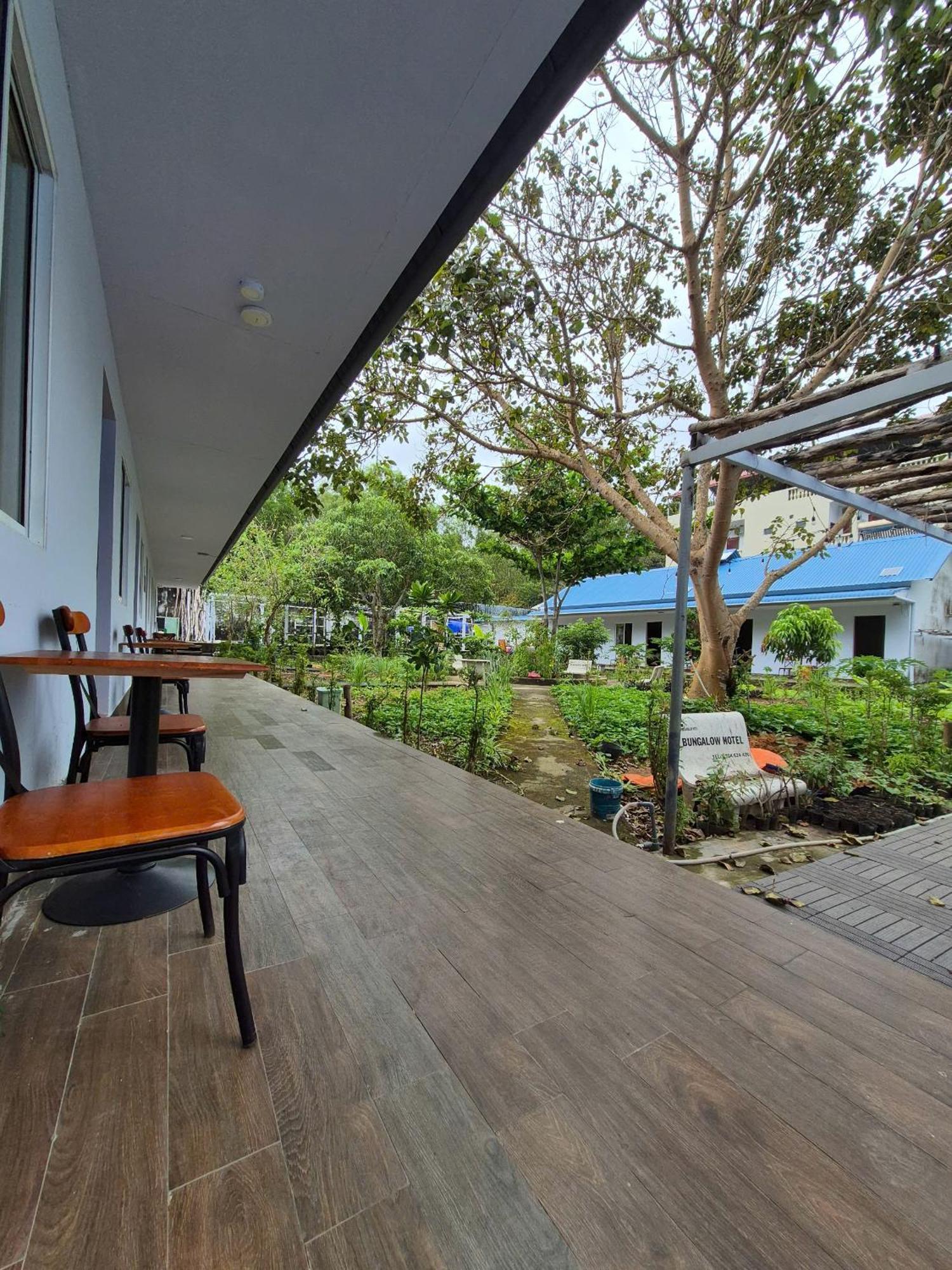 Bungalow Hotel Chi Khu Co Ong Екстер'єр фото